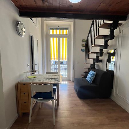 Studio Flat Ultimo Piano In Centro Rom Exteriör bild