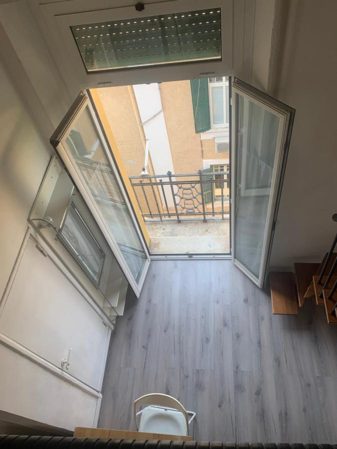 Studio Flat Ultimo Piano In Centro Rom Exteriör bild
